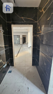 Modern House Image 10
