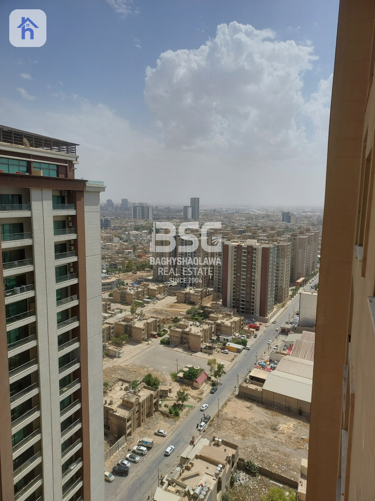 Cozy 1-Bedroom Apartment with Stunning Views