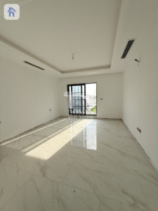 منزل مقابل الحديقة صورة 15