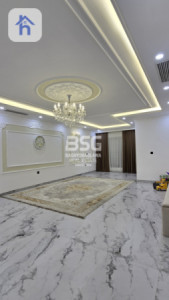 خانوویەکی فراوانی ڕاخراو لە شوێنێکی نایاب image 12