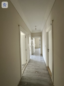 Spacious Apartment in Eskan Towers Image 3