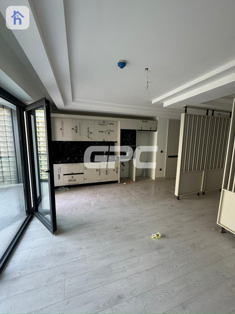 Studio Apartment Image 2