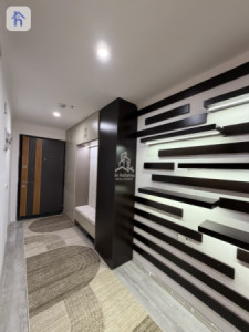 Modern 3 Bed Apartment with Views image 4