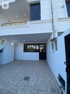 Cozy house with spacious rooms image 2