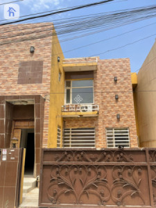 Spacious House with Multiple Rooms image 1