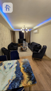 Elegant Apartment with Modern Design image 1