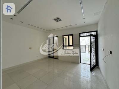 House One Floor and Half Resim 3