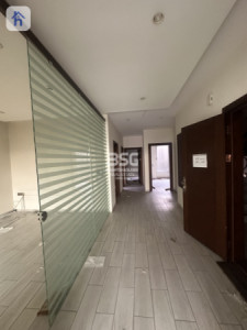 Spacious Commercial Building in Erbil image 6