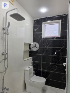 خانوویەکی فراوان لە فێرمانباران image 3
