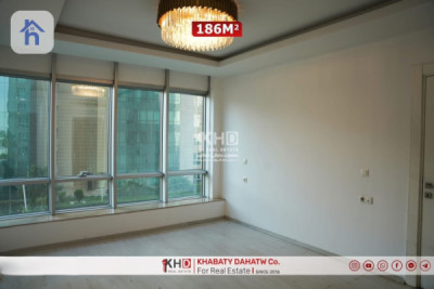 Modern 2 BR Apartment in Empire Wings Image 4