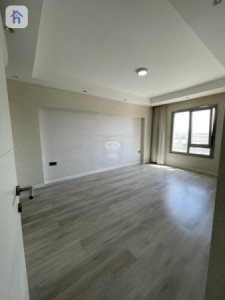 Modern 3-Bedroom Apartment for Rent Image 5