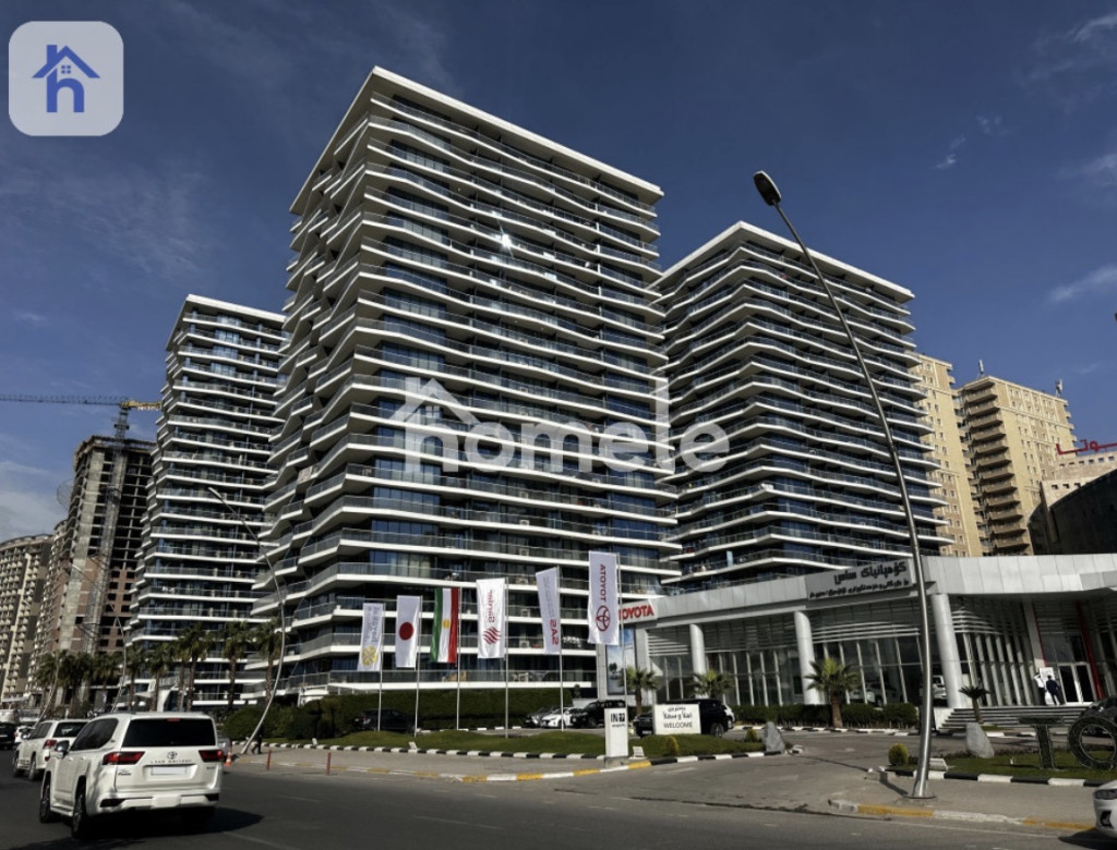 Spacious Apartment with Stunning Views Image 12