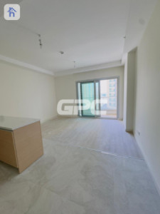 Modern Apartment image 4