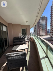 Modern apartment with park view Image 17