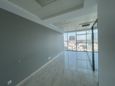 Office For Rent Image 4