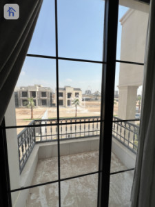 Beautiful 5-Bedroom Home in Erbil image 23