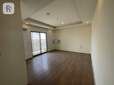 Spacious 3-Bedroom Apartment in Zaniary Towers Image 9