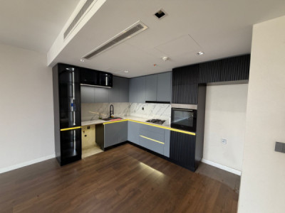 Modern One-Bedroom Apartment with Views image 2