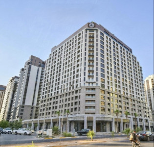 Cozy Apartment with 1 Bedroom image 7