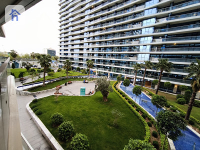 Studio apartment in prime location image 1