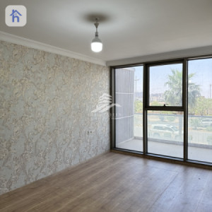 Spacious Apartment with 3 Bedrooms Image 5