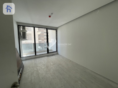 Spacious One Bedroom Apartment image 2