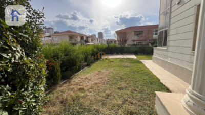 Corner House for Sale Resim 3