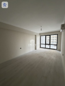 Apartment in Cash image 4