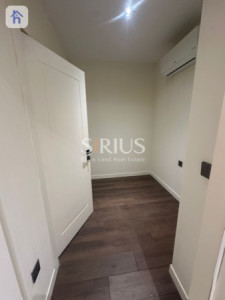 شوقەیەکی فراوانی ٤ ژووری نوستن لەگەڵ دیمەنێکی سەرنجڕاکێش وێنە 5