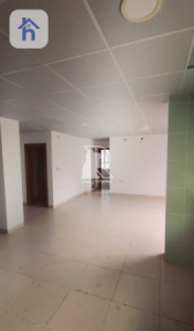 Apartment Opposite Garden Image 3