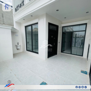 Spacious house with 4 bedrooms image 2