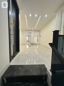 Spacious House with 4 Bedrooms Image 7
