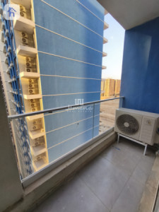 Modern Apartment in prime location image 9