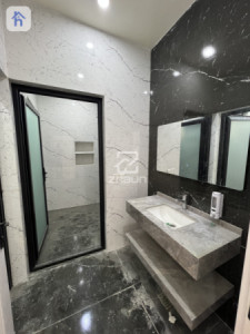 Spacious Family House in Erbil image 12