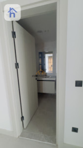 Modern Apartment in Rami Towers image 4