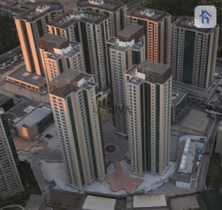Cozy 1 Bed Apartment in Empire Wings image 3