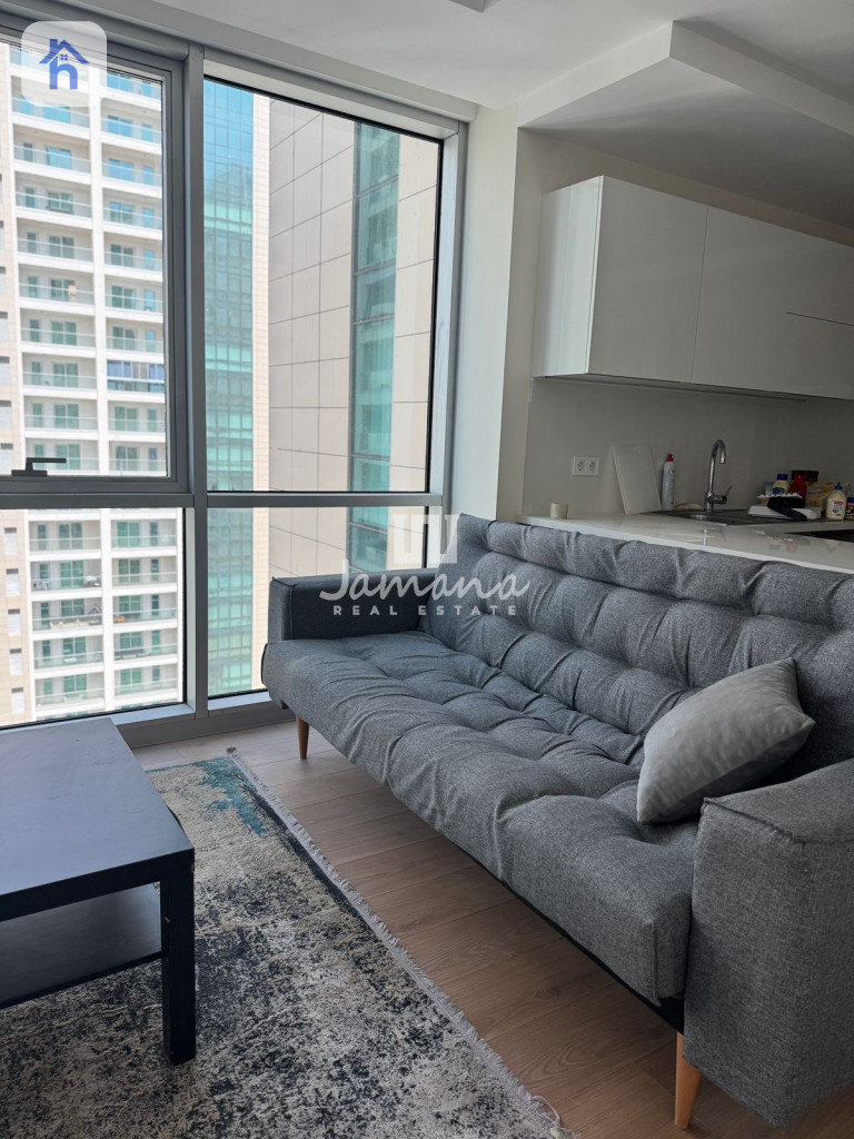 Cozy Furnished Studio Apartment in Empire Wings