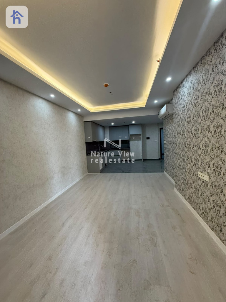 Bright Apartment in Prime Location
