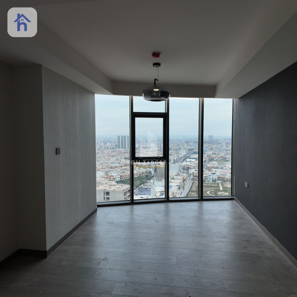 Modern 3BR Apartment with City Views Image 2