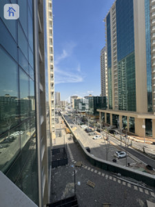 Cozy Apartment in Empire Square Image 12