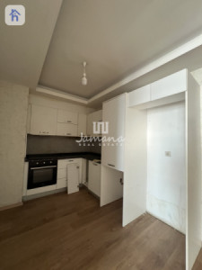 Stylish 1-Bedroom Apartment with Hall image 2