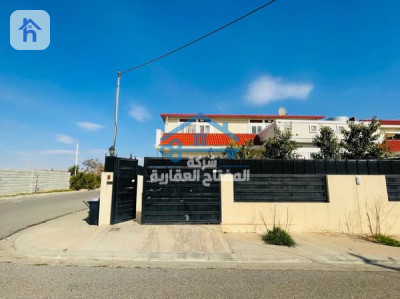 Corner House in Ashti City 2 image 1