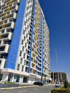 Modern 2-bedroom apartment near airport Image 20