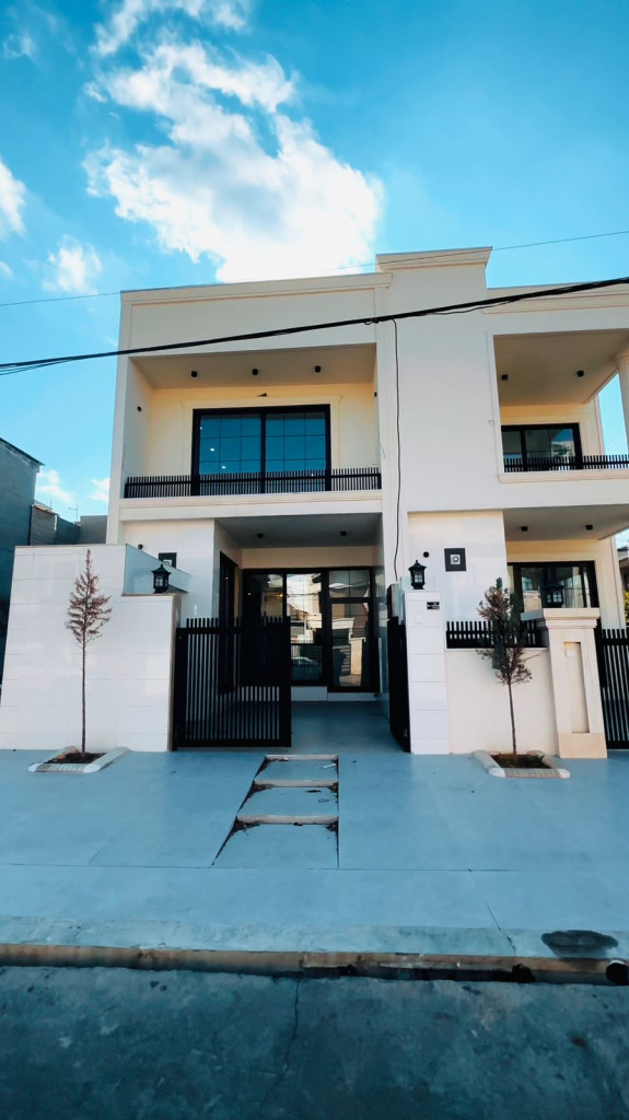 منزل عائلي مريح مع غرف واسعة