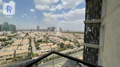 Luxurious Apartment in Rami Towers Image 9
