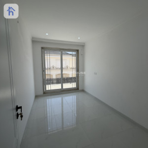 Modern House image 10