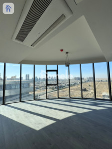 Spacious Apartment in Cavalli Tower image 1