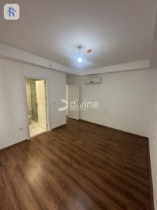 Studio Apartment image 2