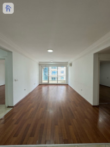 Spacious 3 BR Apartment in New Eskan Resim 4