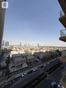 Modern Apartment image 11